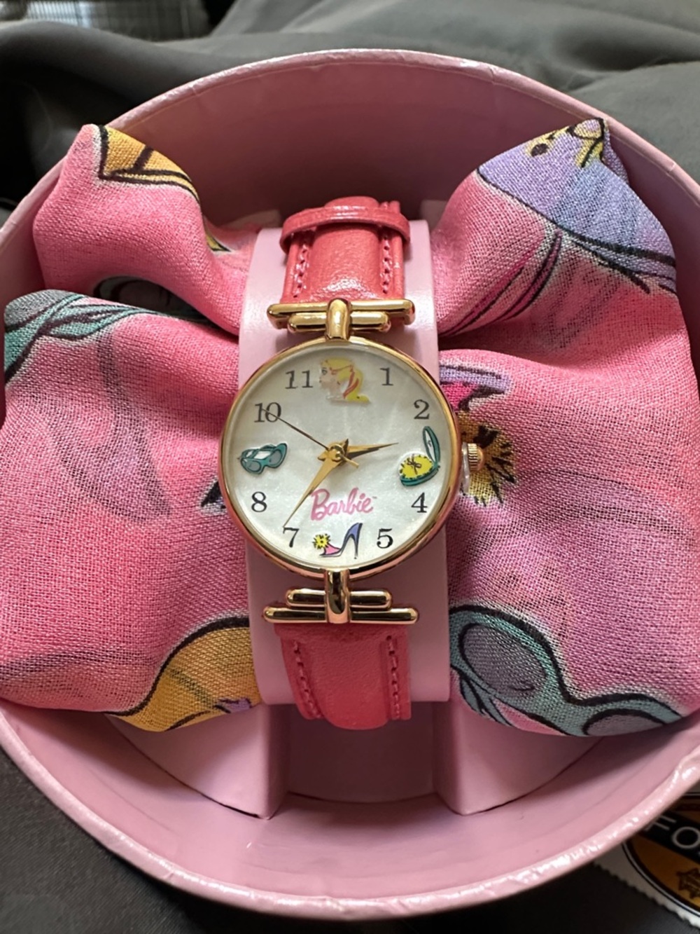 Fossil Pink and Mint Accessory Box with Branded Tag